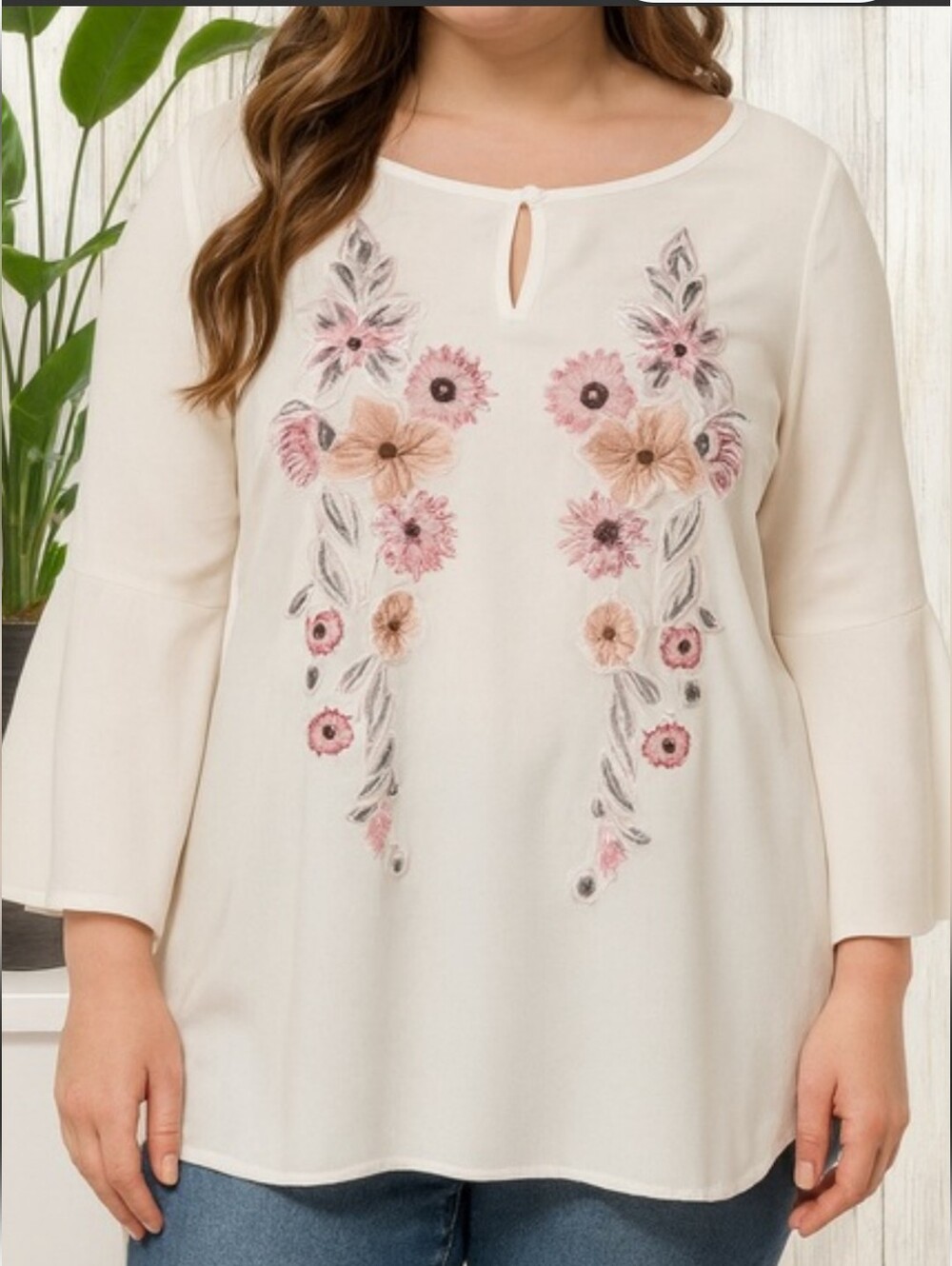 EUC Ivanka Trump Cream Floral Embroidered Bell-Sleeve Tunic